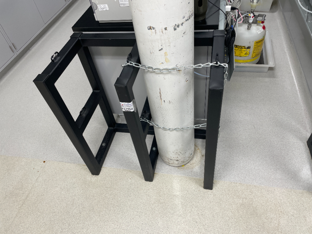 Image of Gas Cylinder Holder Rack